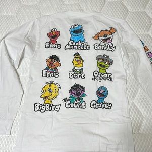Sesame Street long sleeve LIKE NEW smoke free VERY CUTE!!